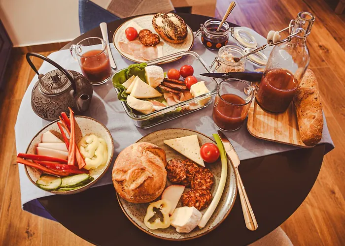 Toelgyudvar Vendeghaz