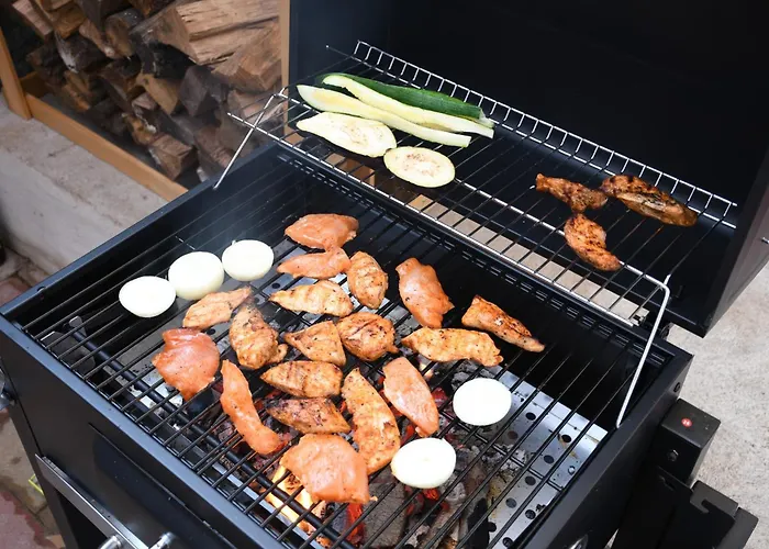 Toelgyudvar Vendeghaz Apartament *